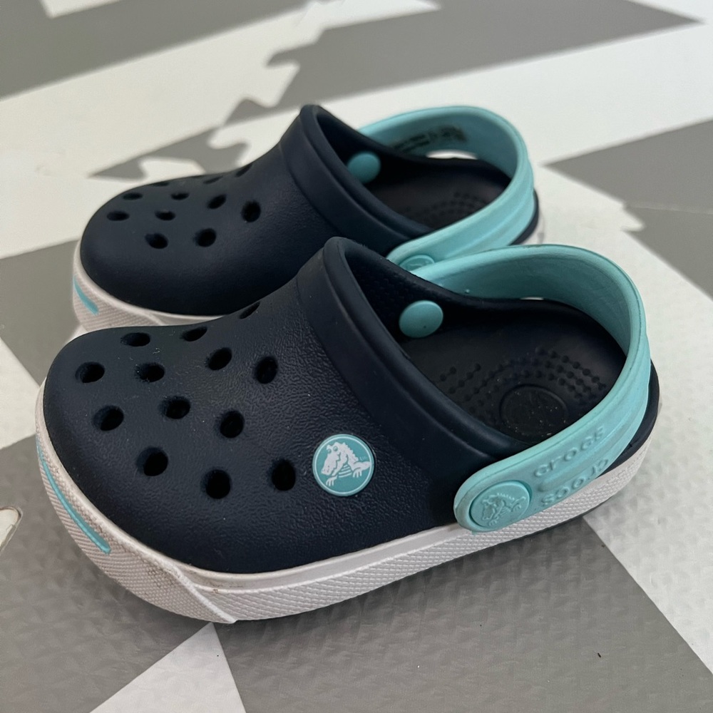Crocs for toddler size 4-5C